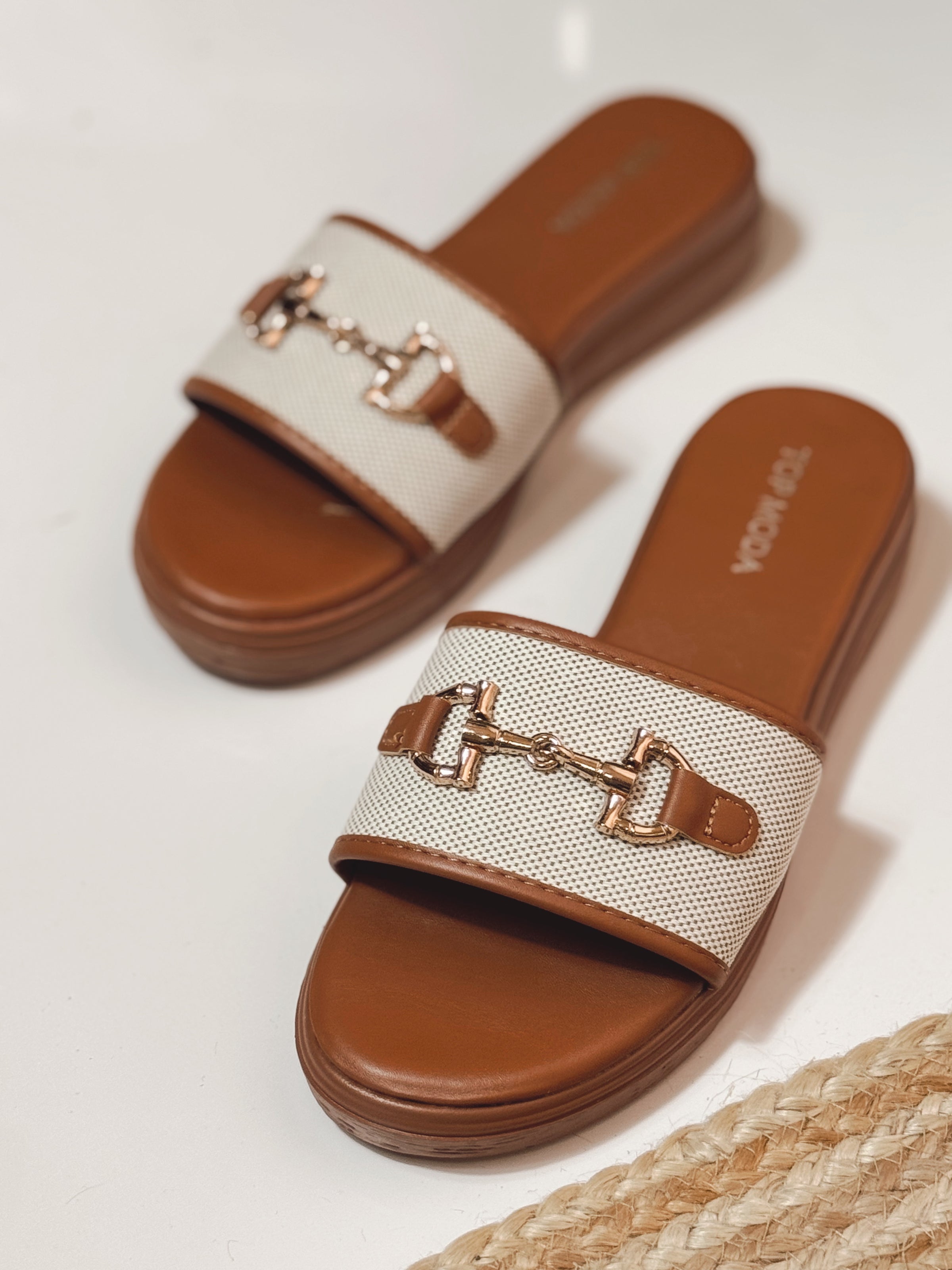 Salado Summer Bit Platform Sandals / Slides