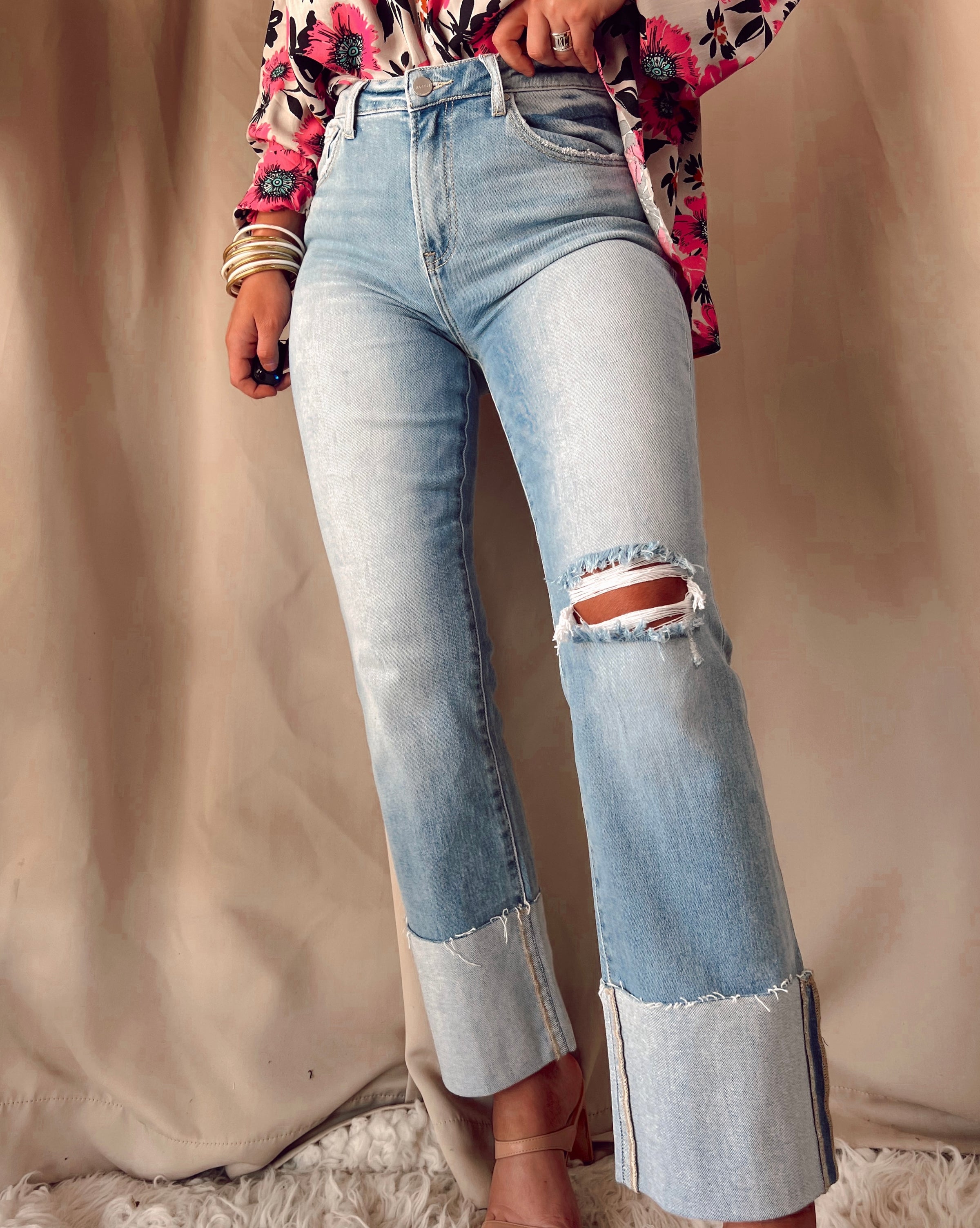 Caroline Cuffed High Rise Straight Leg Jeans - Light Wash