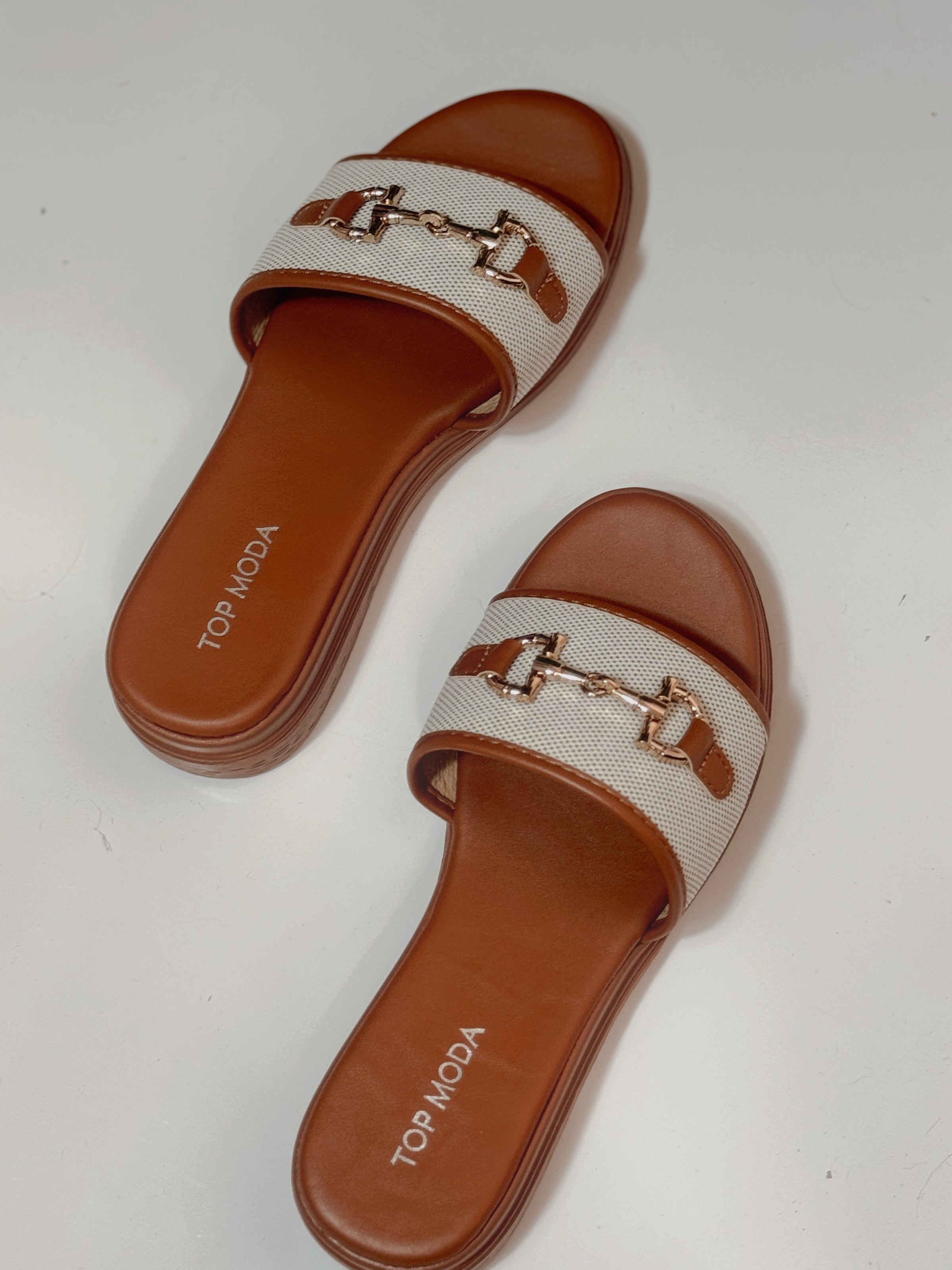 Salado Summer Bit Platform Sandals / Slides