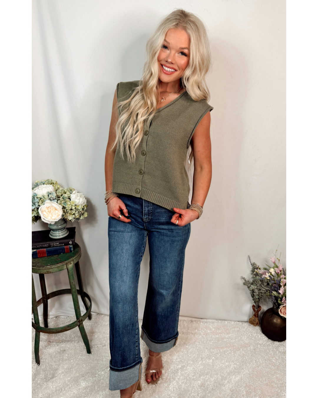 Winona Classic V-Neck Knit Vest / Top - Olive