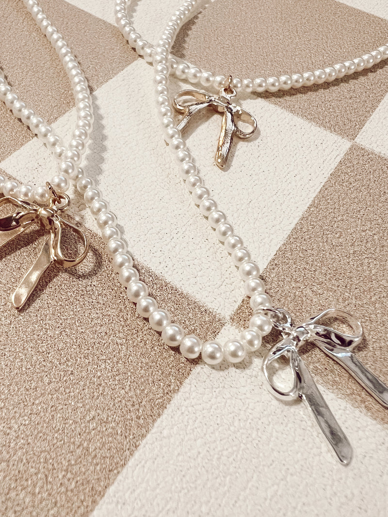 Bows & Pearls Assorted Necklaces