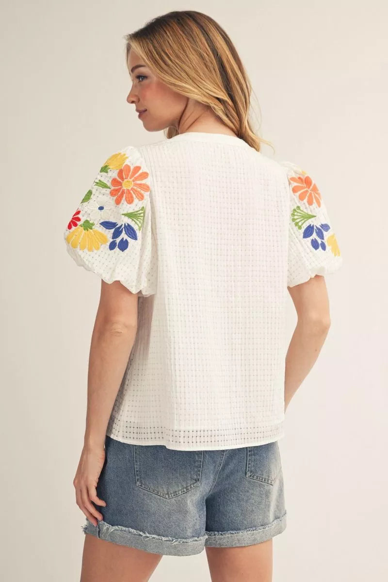 Sunshine Stitch Gingham Embroidered Sleeve Top - White