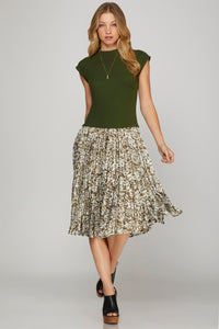 Wild Willows Olive Pleated Contrast Dress