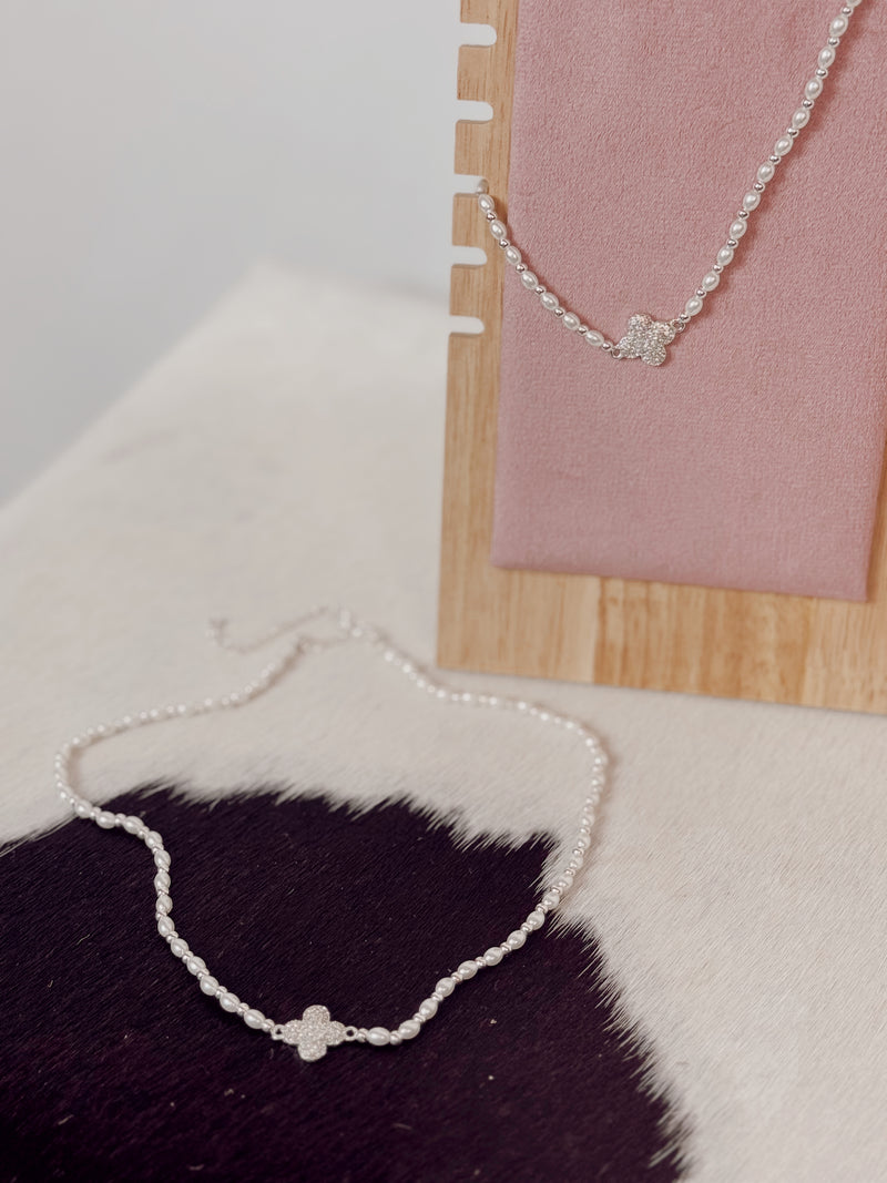 Pearl Clover Necklace