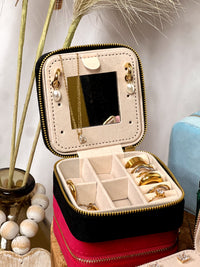 Pure Charm Velvet Jewelry Box