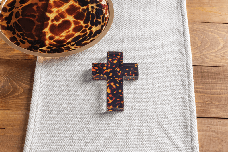 Luxe Tortoise Decorative Resin Cross Sitter
