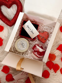 Valentines Pre-Packaged Gift Set --  Love Is In The Air Box