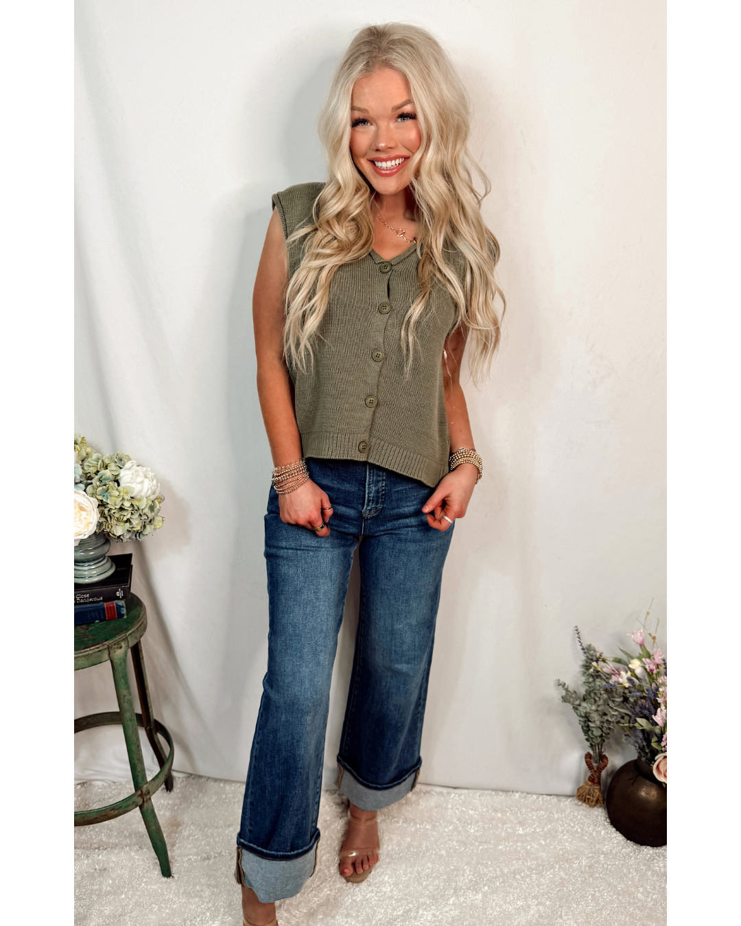 Winona Classic V-Neck Knit Vest / Top - Olive