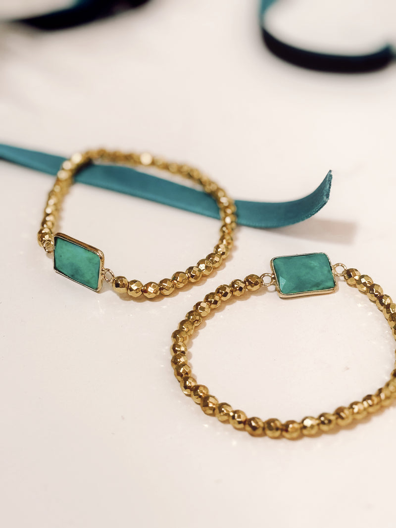 Assorted Glitzy Gold Stretch Stone Bracelets