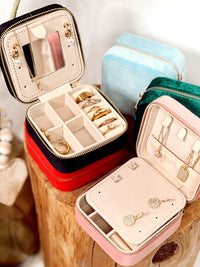 Pure Charm Velvet Jewelry Box