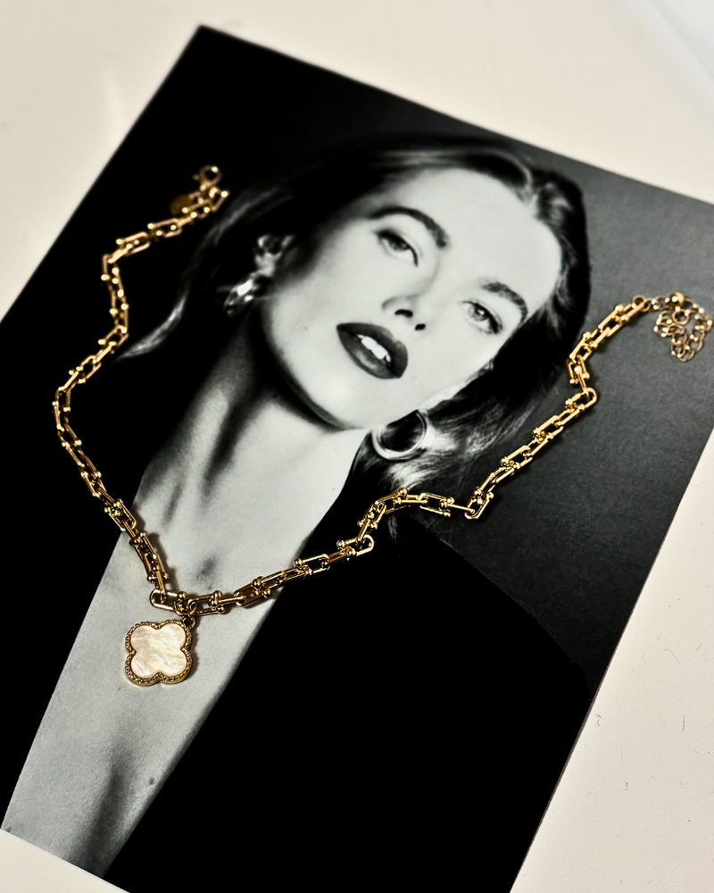 Opal Clover Gold U-Chain Necklace