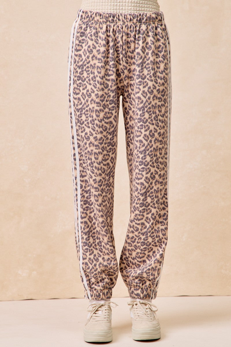 Side Lines Leopard Jogger Pants