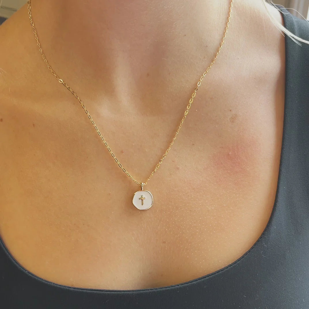 Lenny & Eva | Carded Faith Over Fear Cross Pendant Necklace { Psalm 46:5 }