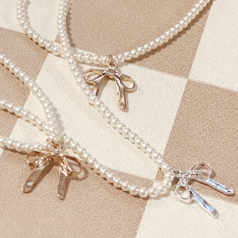 Bows & Pearls Assorted Necklaces