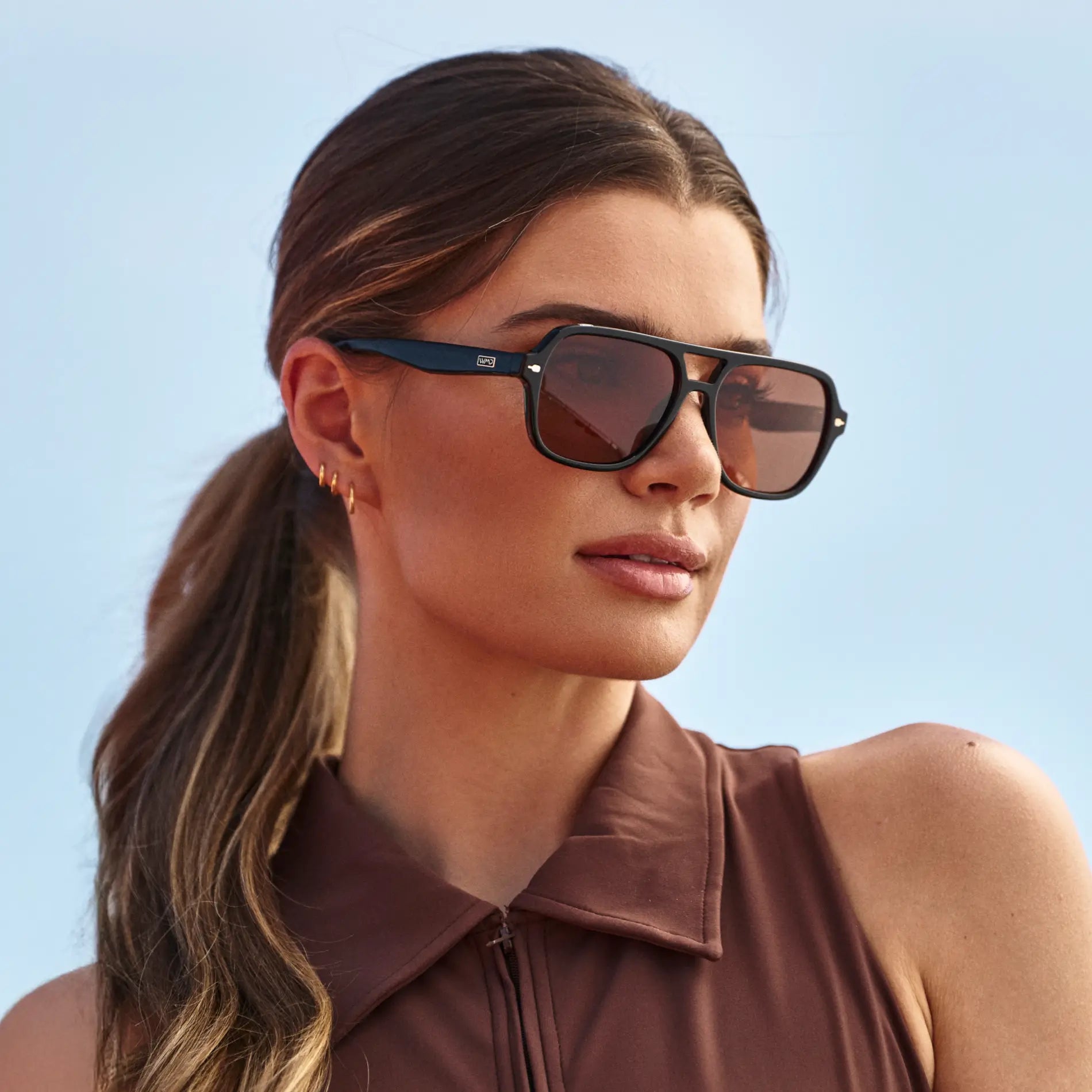 WMP 1082 Polarized RALLY Sunglasses | Black Frame + Tinted Red Lens {Court Collection}