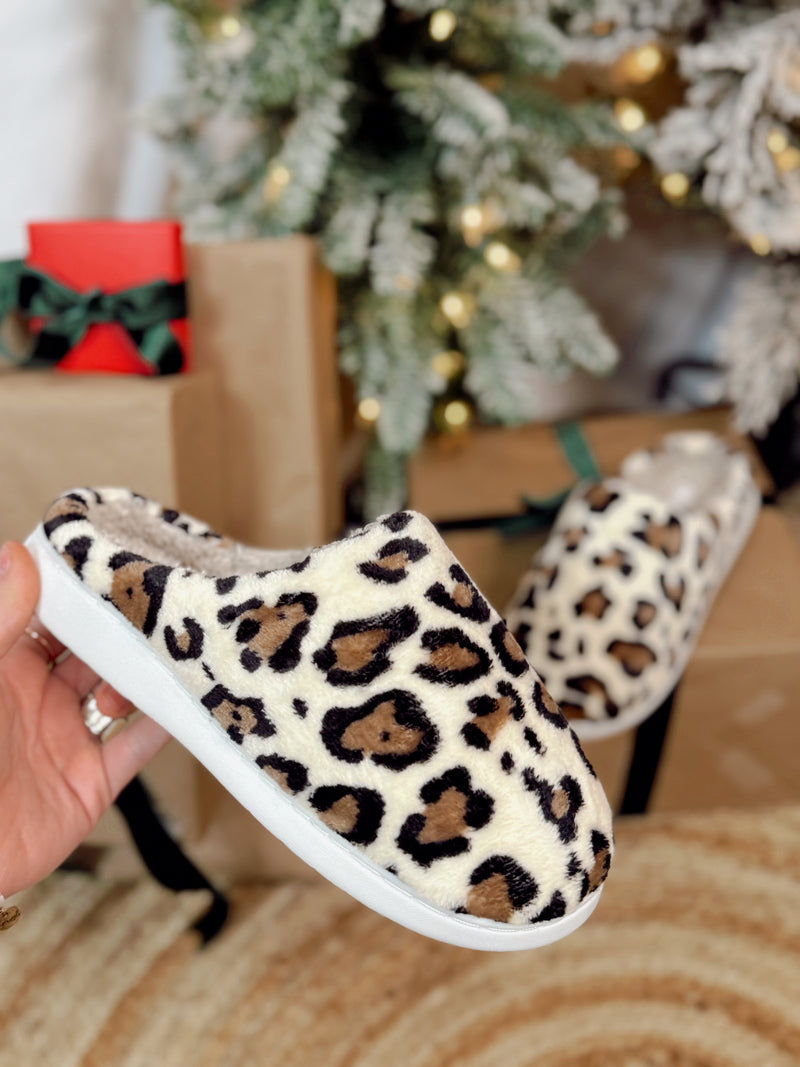 Get Cozi Leopard Slippers