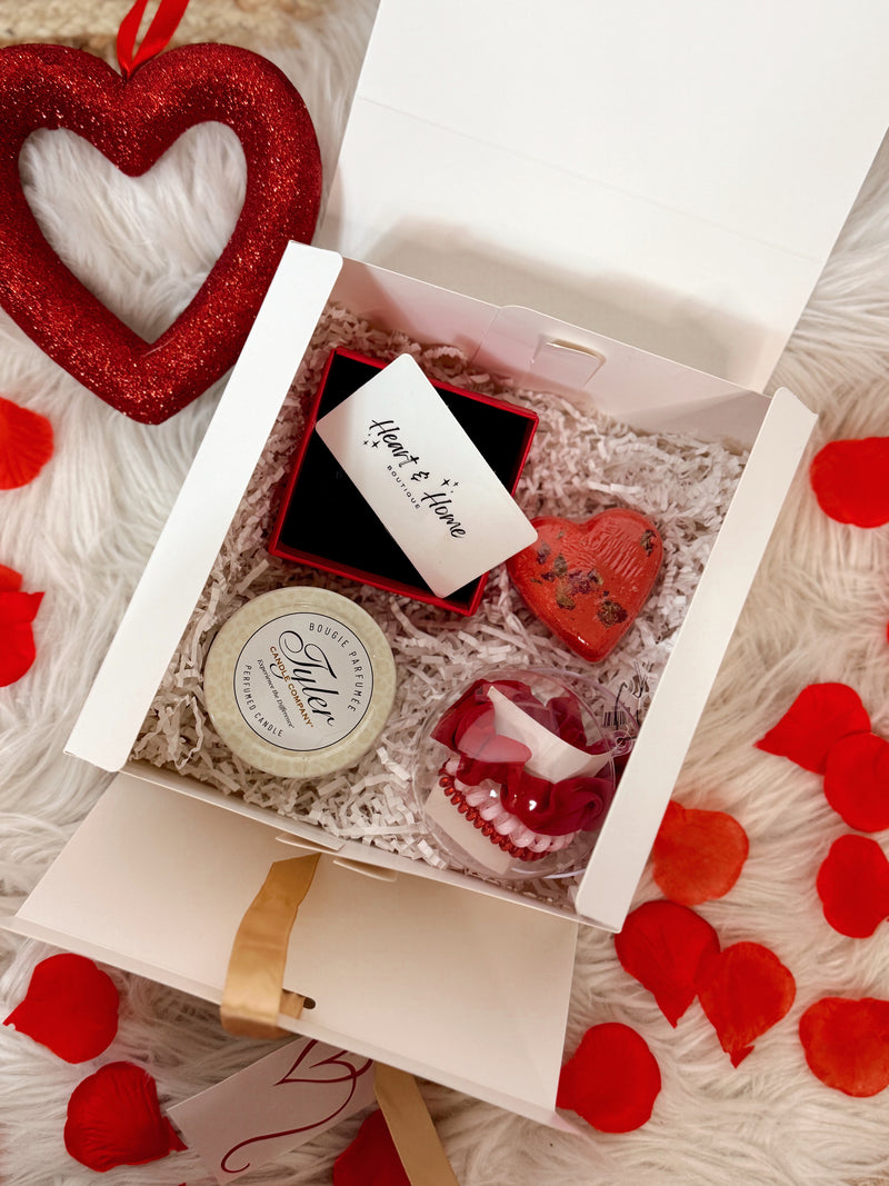 Valentines Pre-Packaged Gift Set --  Love Is In The Air Box