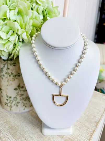Prestige Pearl Necklace w/ Horsebit Pendant