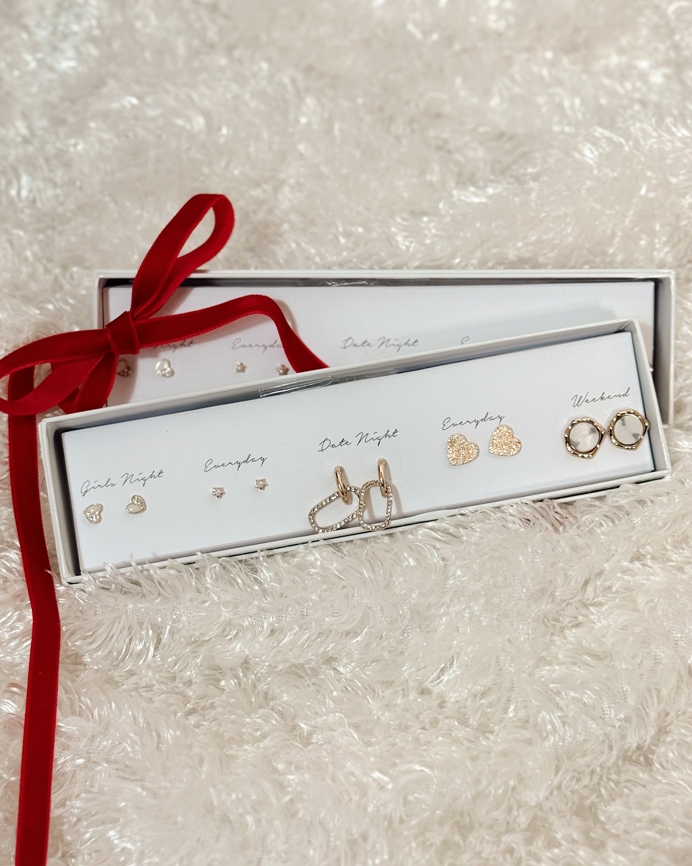 Golden Everyday 5 Piece Earrings Set