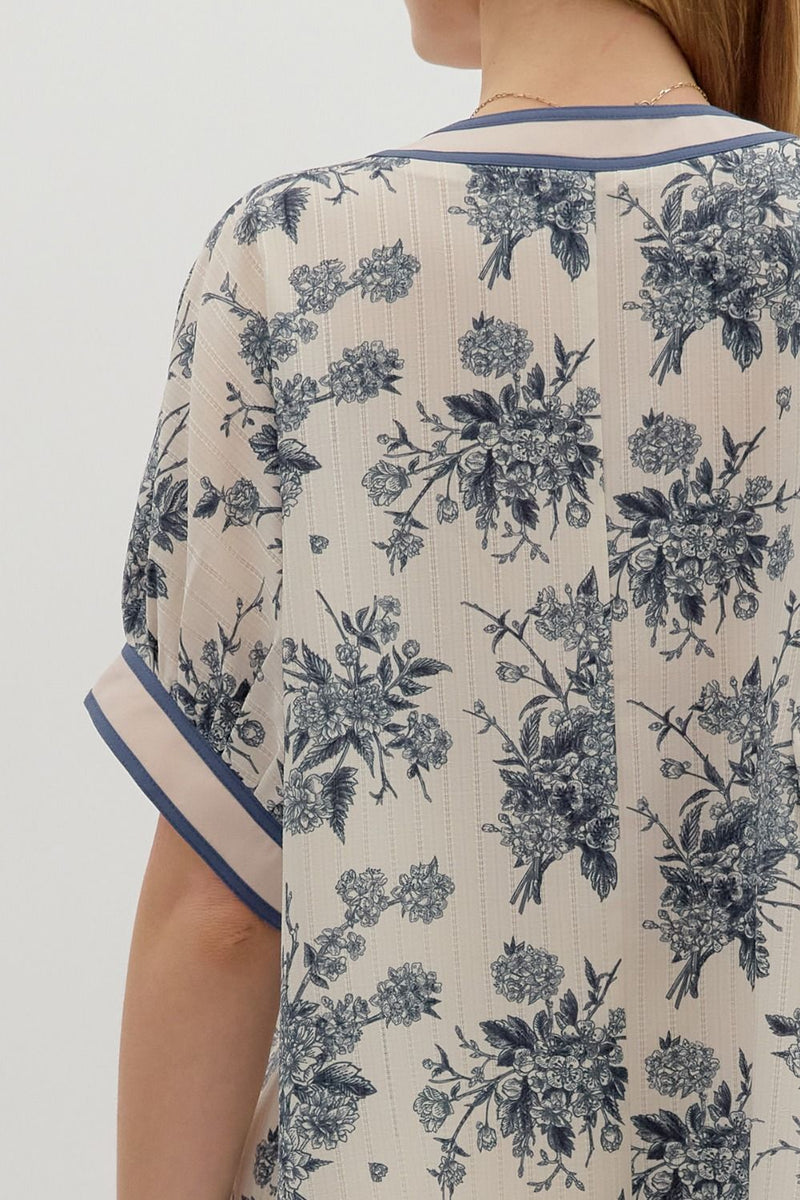 Delicate & Dreamy Floral Chic Blouse
