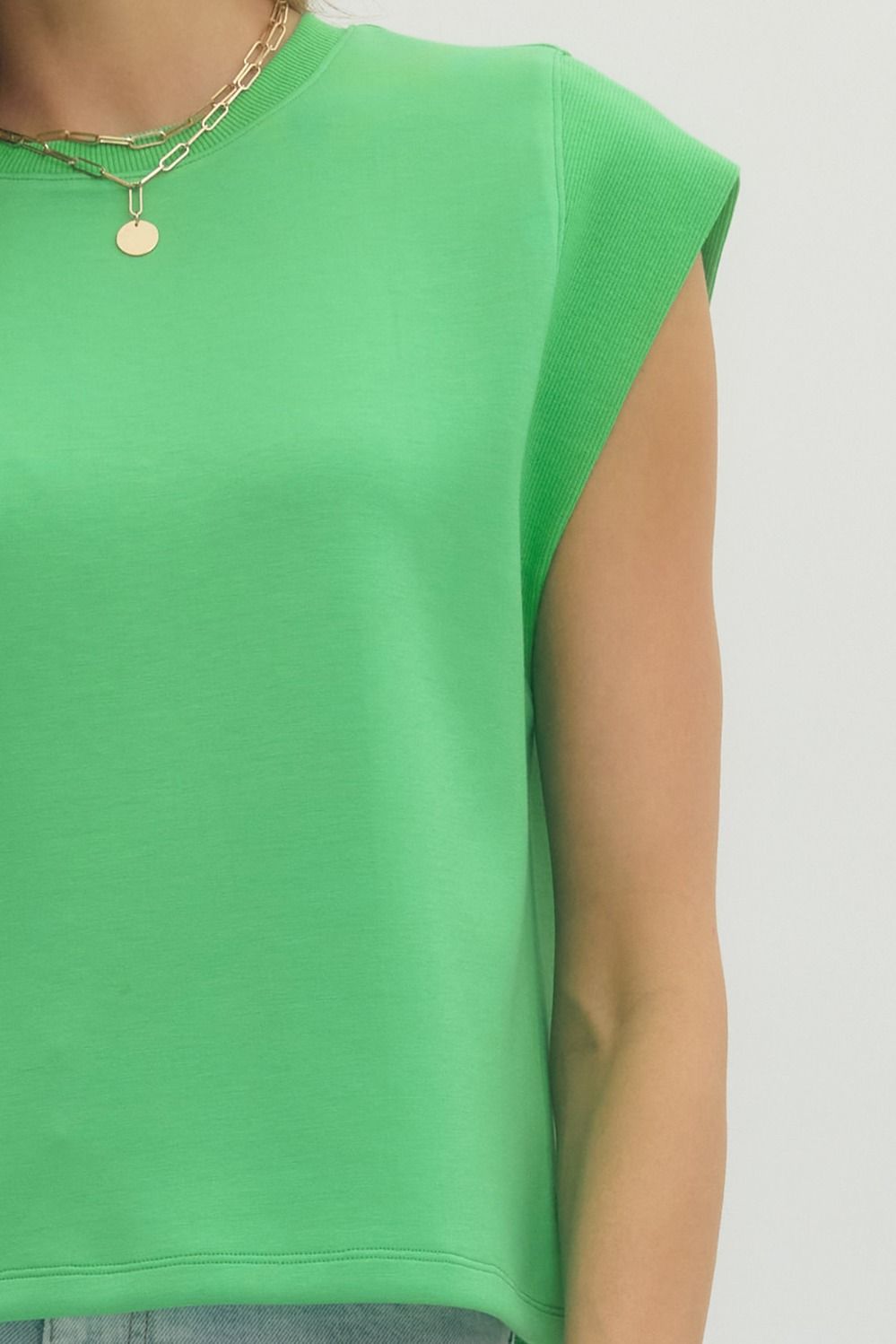 Casually Cool Cap Sleeve Everyday Staple Blouse in Kelly Green