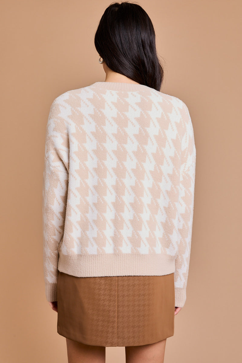 Manhattan Houndstooth Taupe Sweater