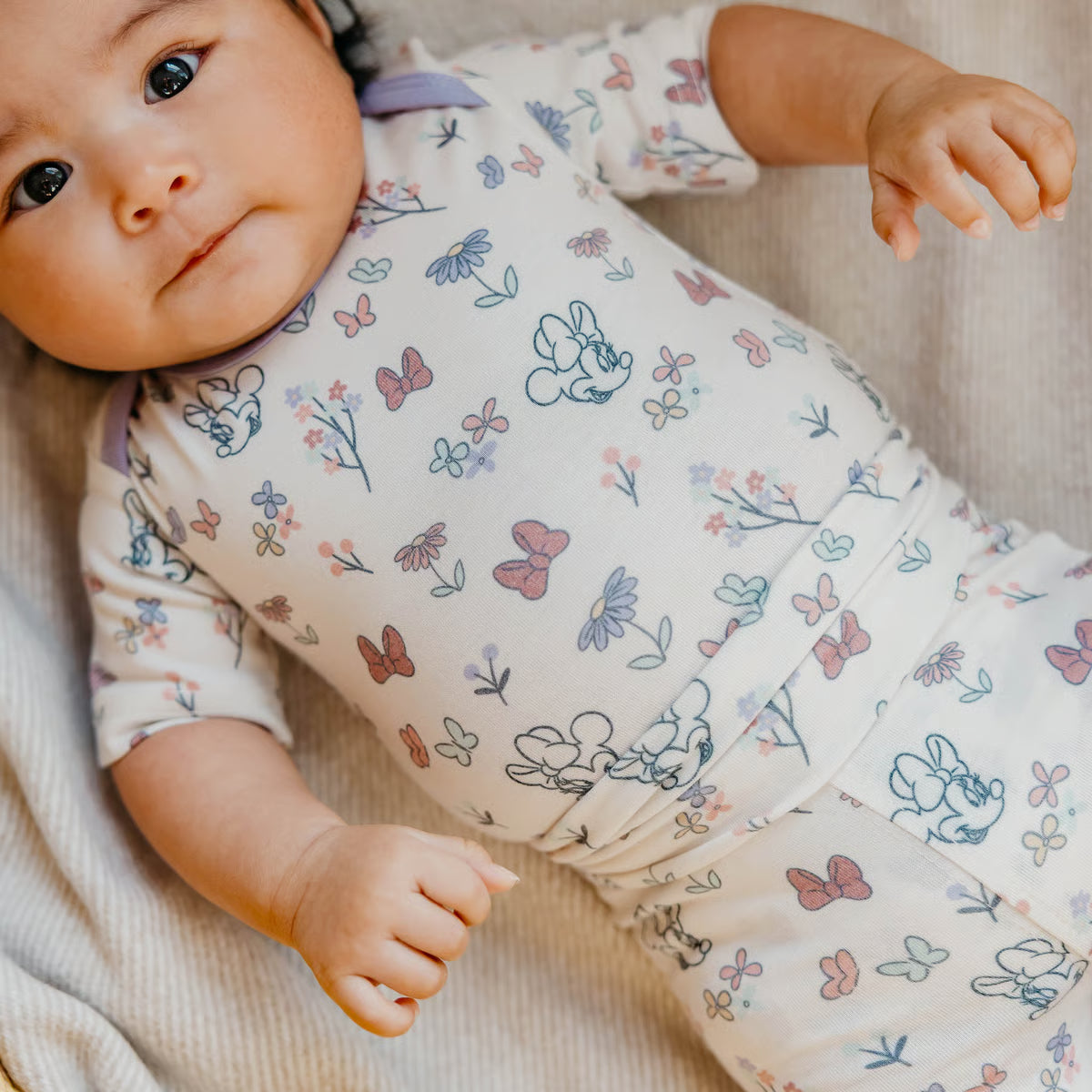 CP Long Sleeve Bodysuit - Minnie Mouse Bowquet