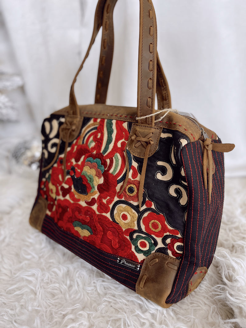 Pranee Willow Tote- Coffee